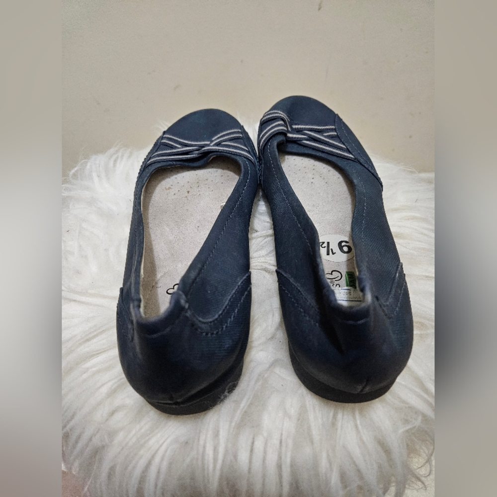 BareTraps Dark Blue Women's Loafers Size 9 1/2